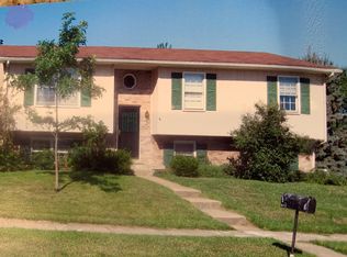 843 Ann St, Versailles, KY 40383