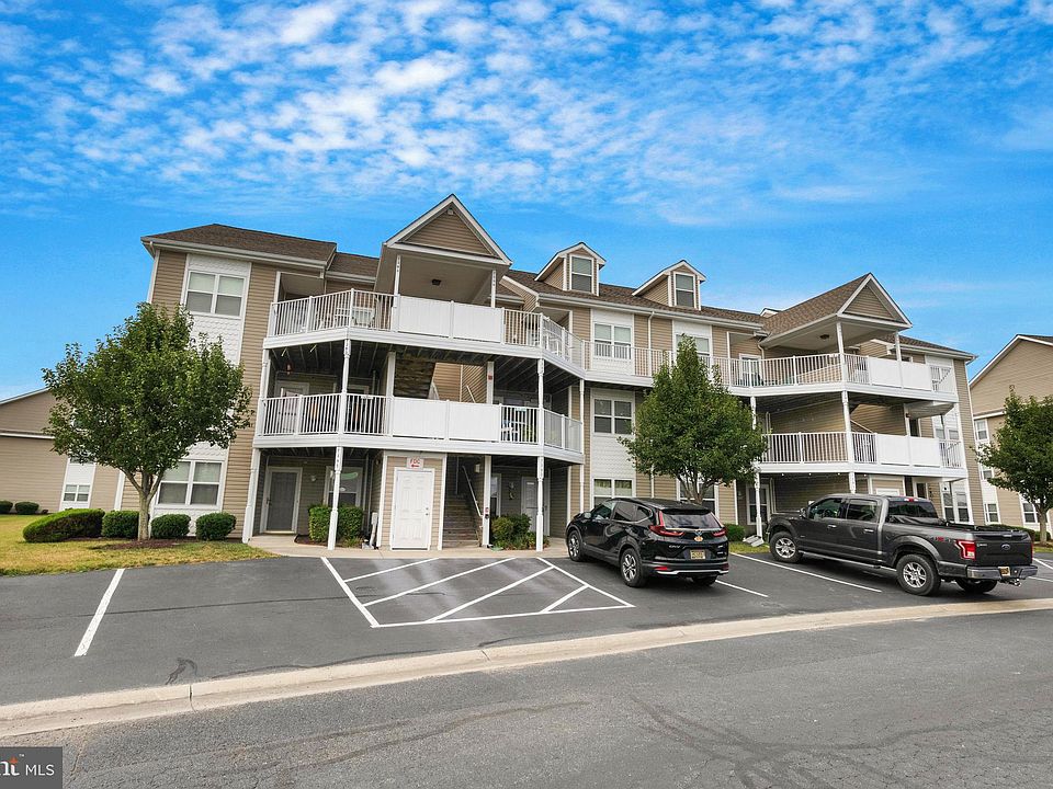 1st image of 37464 Pettinaro Dr #72-4