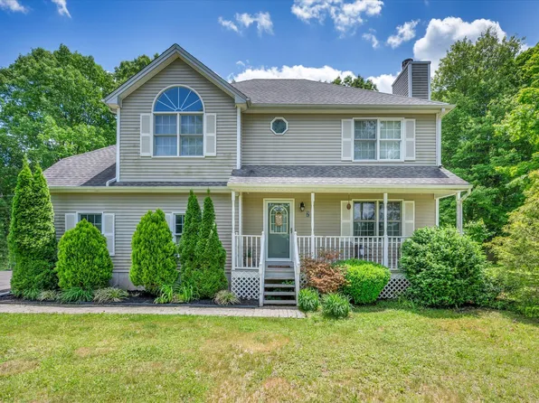 2 Dunbar Lane, Hamden, CT 06514