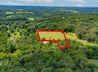 13413 Cemetery Rd, Bowling Green, KY 42103