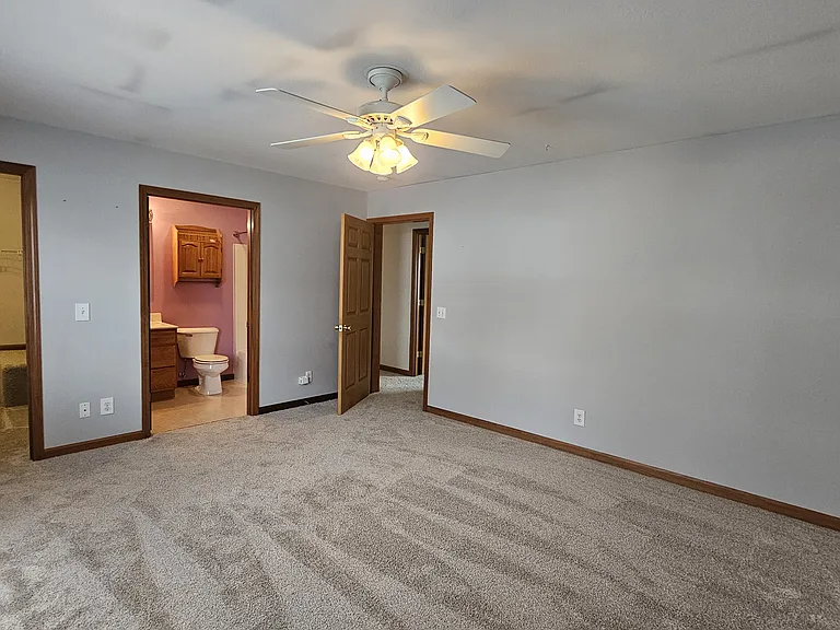 1383 Bergamont St — Photo 23