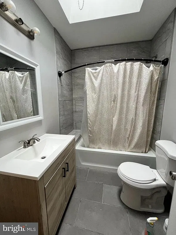 2 bed, 1.0 bath, 920 sqft, $1,350 — Photo 4