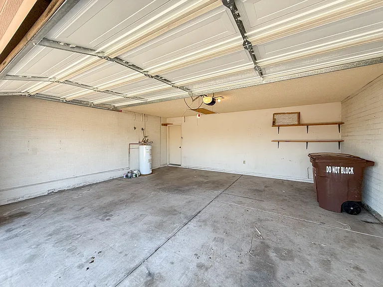 9358 W Sanna St — Photo 31