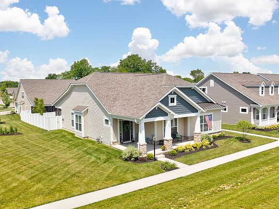 4th image of 229 Honeywood Dr S