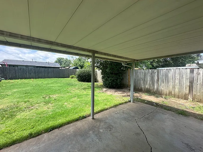 4844 Woodview Dr — Photo 73