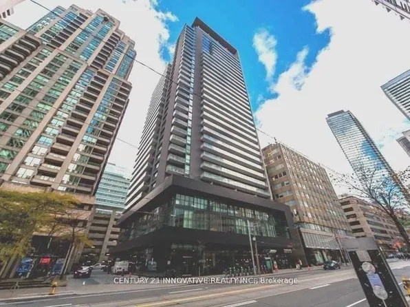 770 Bay St #1610, Toronto, ON M5G 0A6