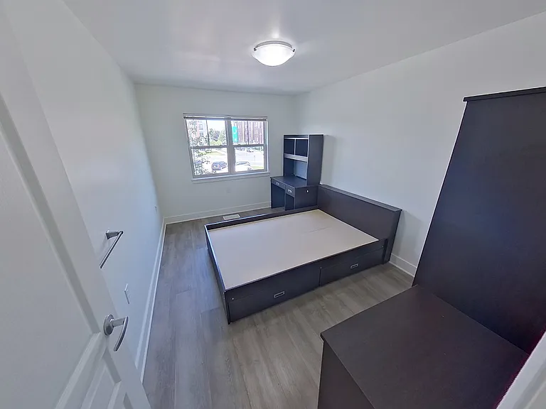 464 Frontenac St #16 — Photo 13