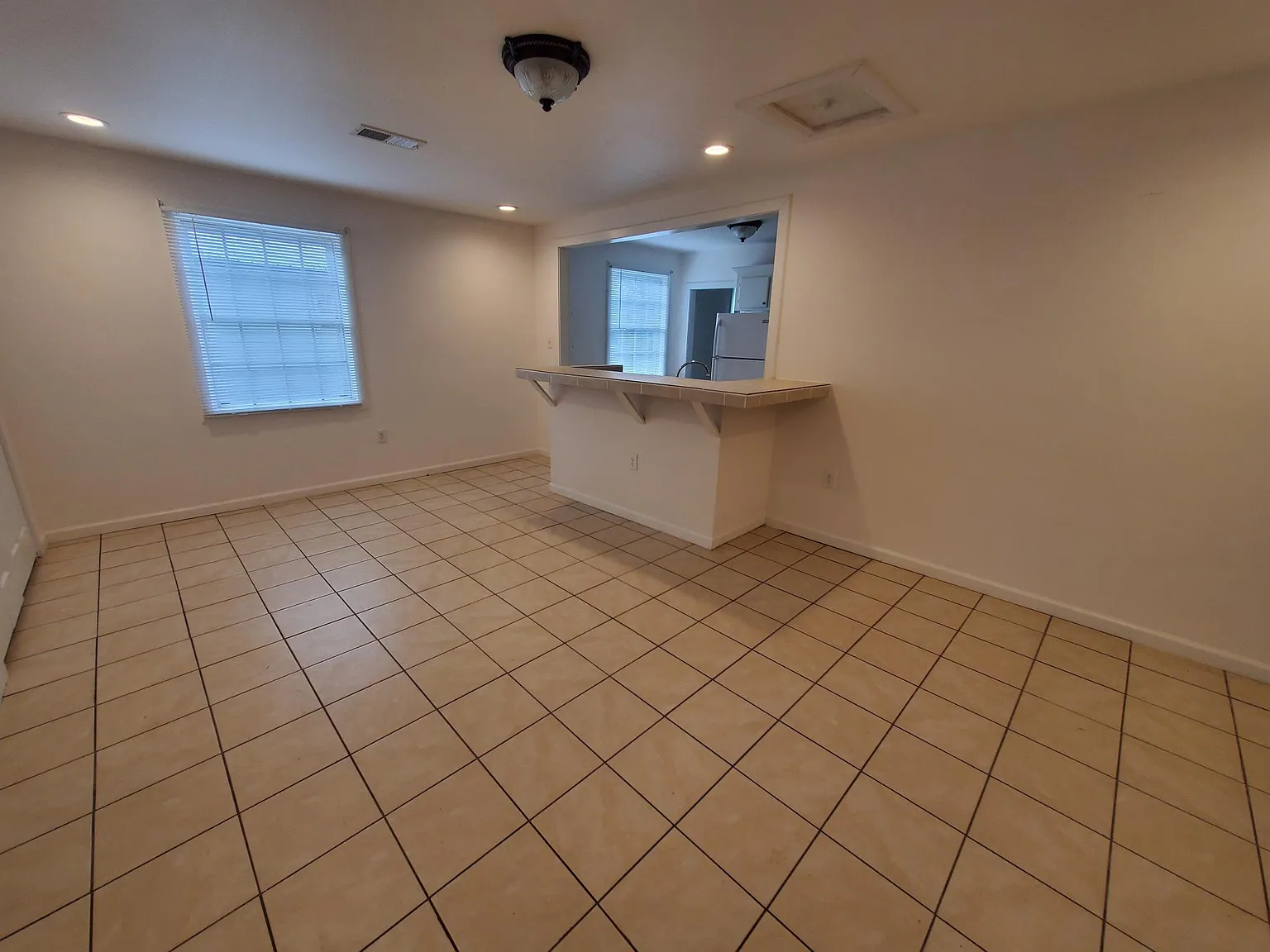 110 Carroll St — Photo 3
