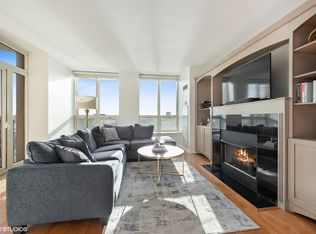 600 N Kingsbury St APT 1410, Chicago, IL 60654