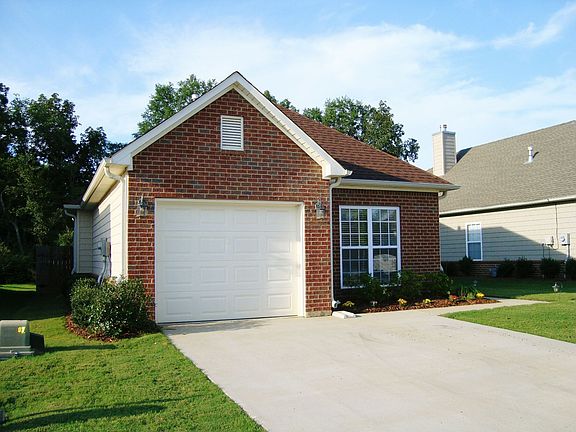 108 Holland Trail