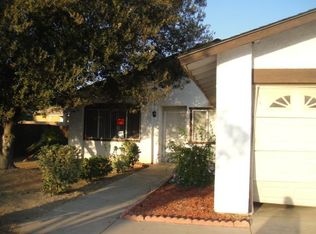 968 Grace Ln, Hemet, CA 92543