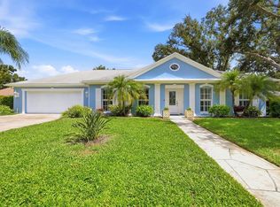 8 Bermuda Cir, Englewood, FL 34223