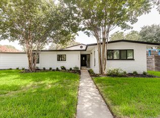2803 Bent Bow Dr, San Antonio, TX 78209