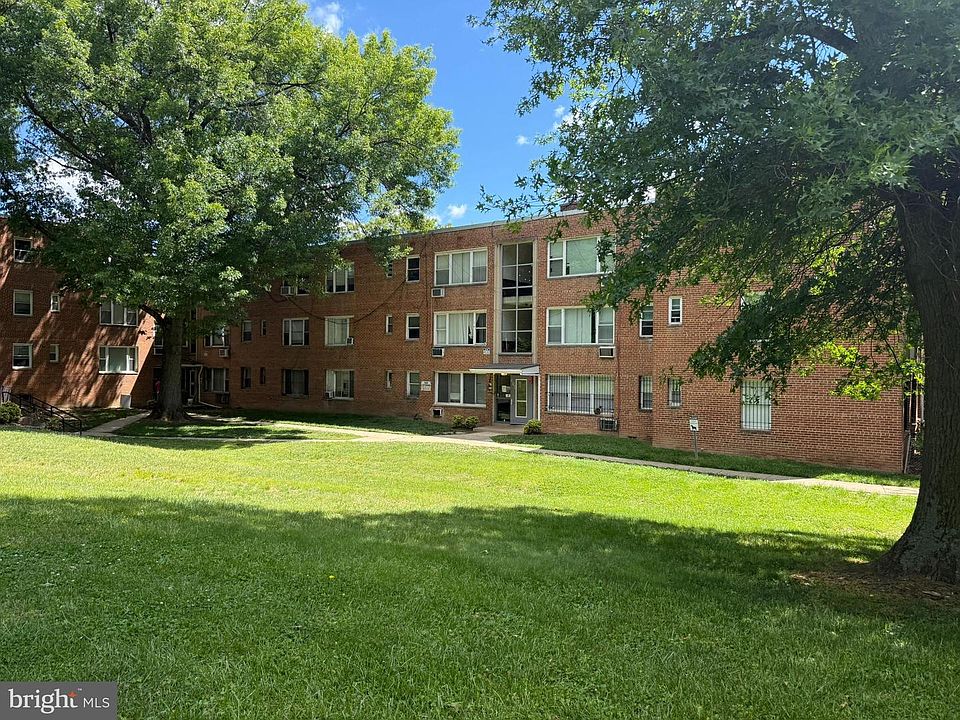 1st image of 514 Ridge Rd SE APT 109