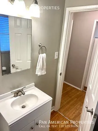 335 S Los Robles Ave #R — Photo 16
