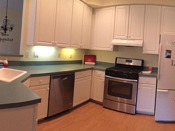 3rd image of 14 Sunnybrook Ln #100C