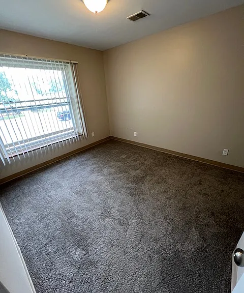 Michigan Street Apartment Homes — Photo 20