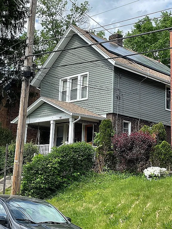 415 Avenue D photo 1