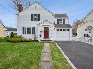 19 Coleman Ave E, Chatham, NJ 07928