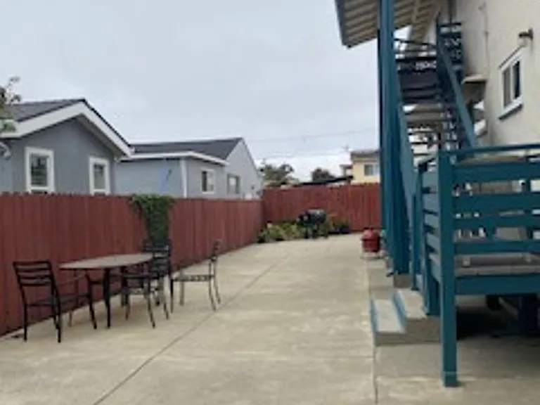 4216 Nevin Ave — Photo 9