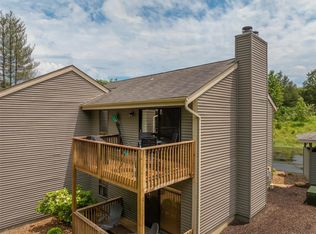 83 Geneva Bend Dr, Innsbrook, MO 63390