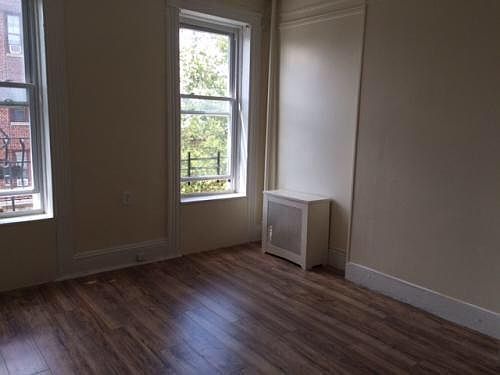 2nd image of 90 Jordan Ave #2L