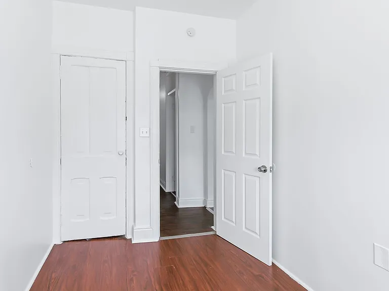 1021 Lehman St — Photo 15