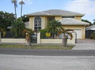 13813 SW 32nd St, Miami, FL 33175