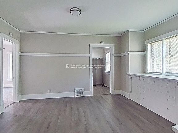 4th image of 500 E Archer Ave