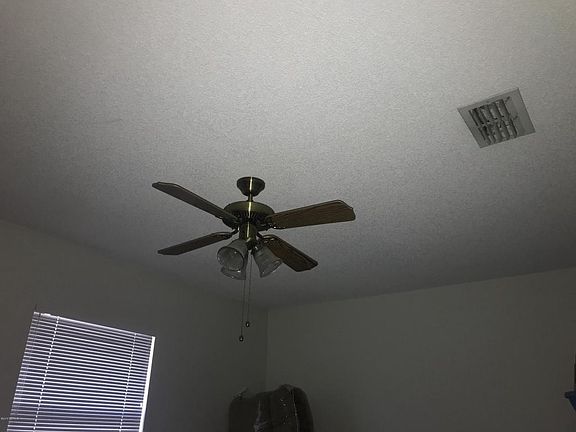 3rd image of 4323 Melissa Ct W