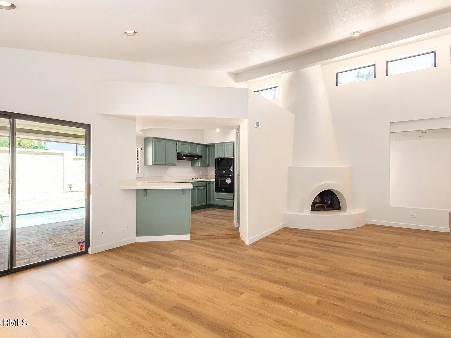 2 bed, $2,950 — Photo 4