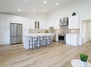 822 Camino Real Unit 202, Redondo Beach, CA 90277