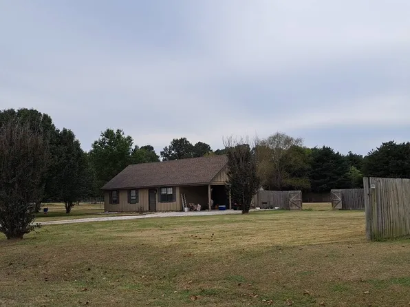 86 County Road 122, Bono, AR 72416