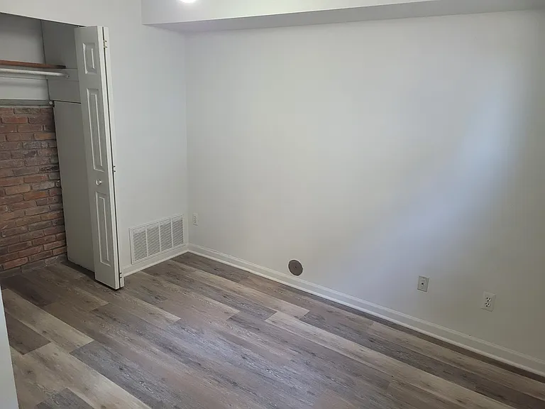 760 Lowell St #5 — Photo 5