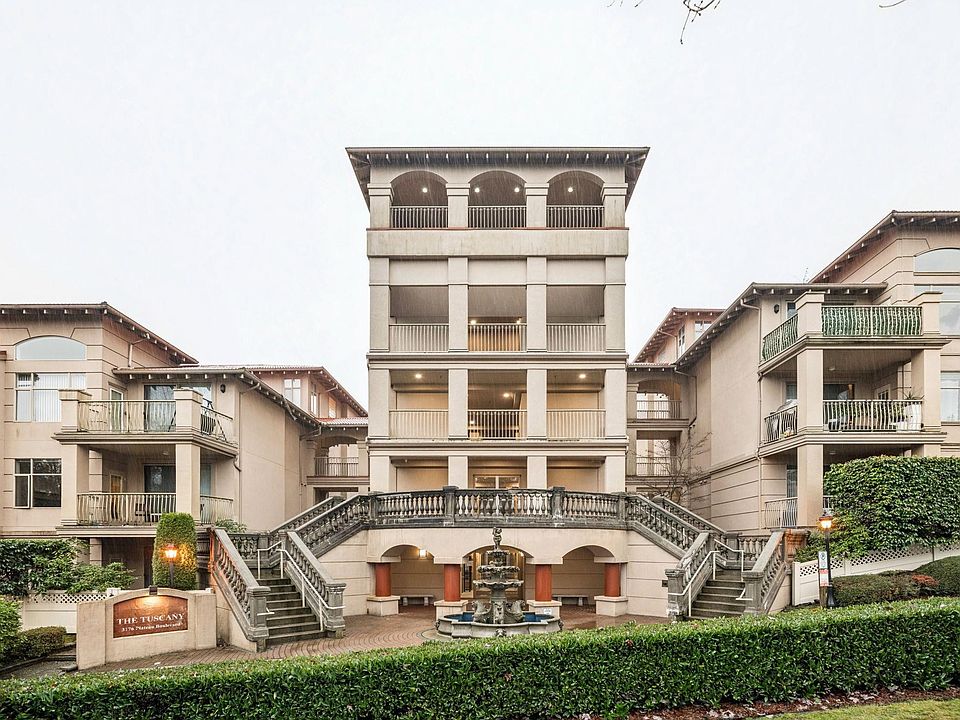 1st image of 3176 Plateau Blvd #208