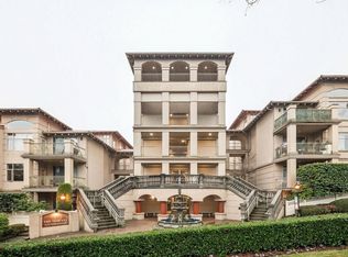 3176 Plateau Blvd #208, Coquitlam, BC
