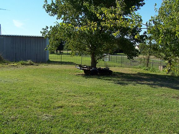 4th image of 6494 Private Road 2270