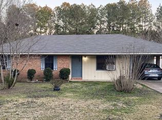 992 Buck Egger Rd, Caledonia, MS 39740