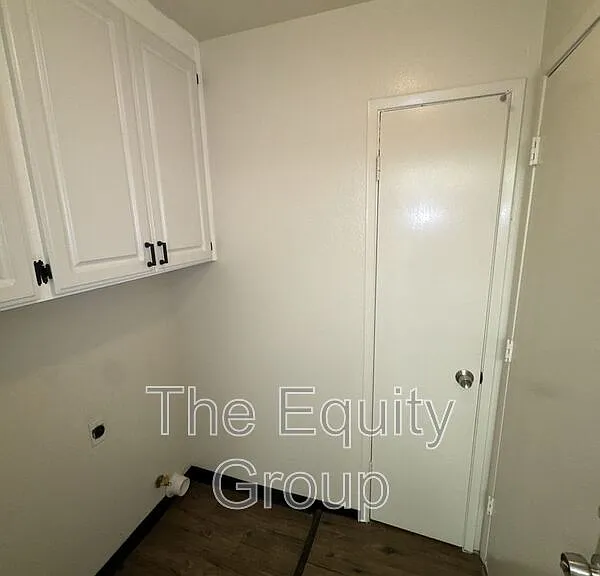 148 S Peppertree St — Photo 14