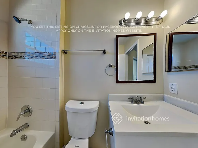 6236 Lansdowne Cir — Photo 17