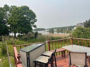 100 Weeden Rd, Fairhaven, MA 02719