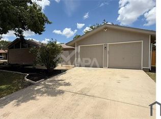 8007 Lake Frst, San Antonio, TX 78239