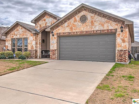 3rd image of 509 Wedgwood Dr
