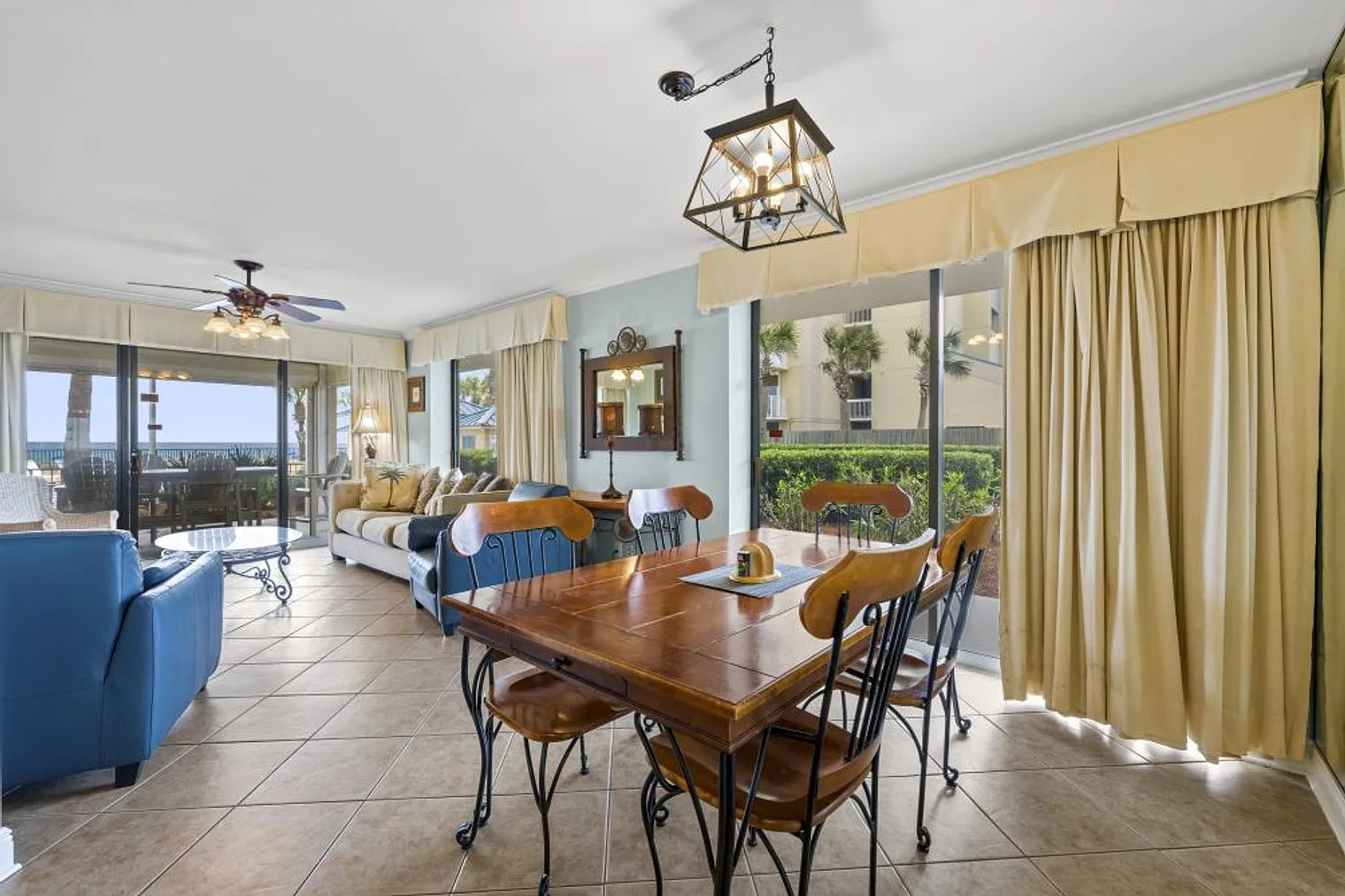 3 bed, 2.0 bath, 1270 sqft, $4,519 — Photo 2
