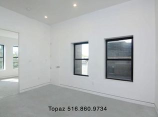 236 Albany Ave #2L, Brooklyn, NY 11213