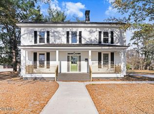 310 W Railroad St, La Grange, NC 28551