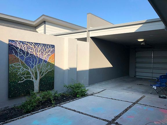 3rd image of 6310 Guinevere Dr