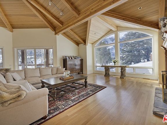 3rd image of 370 Ranch Rd