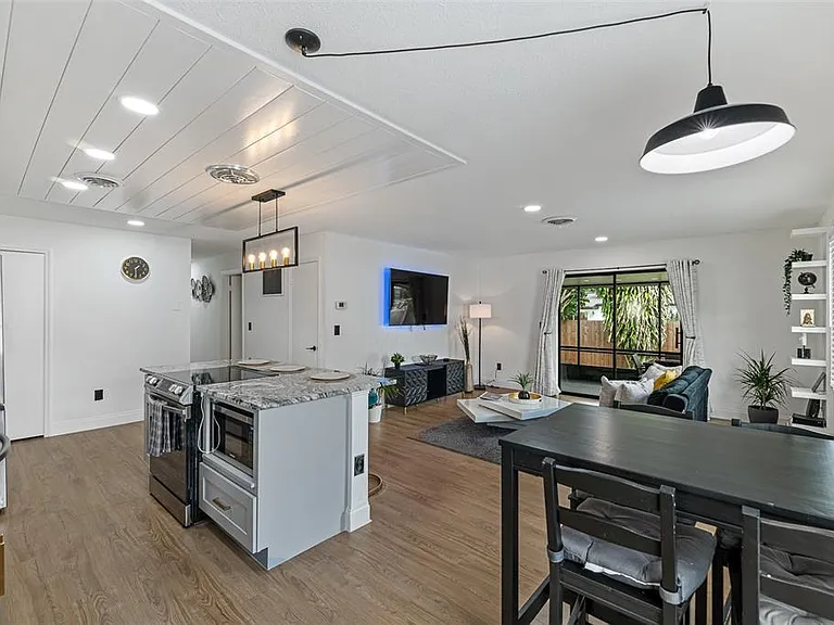 2911 Conway Gardens Rd — Photo 18