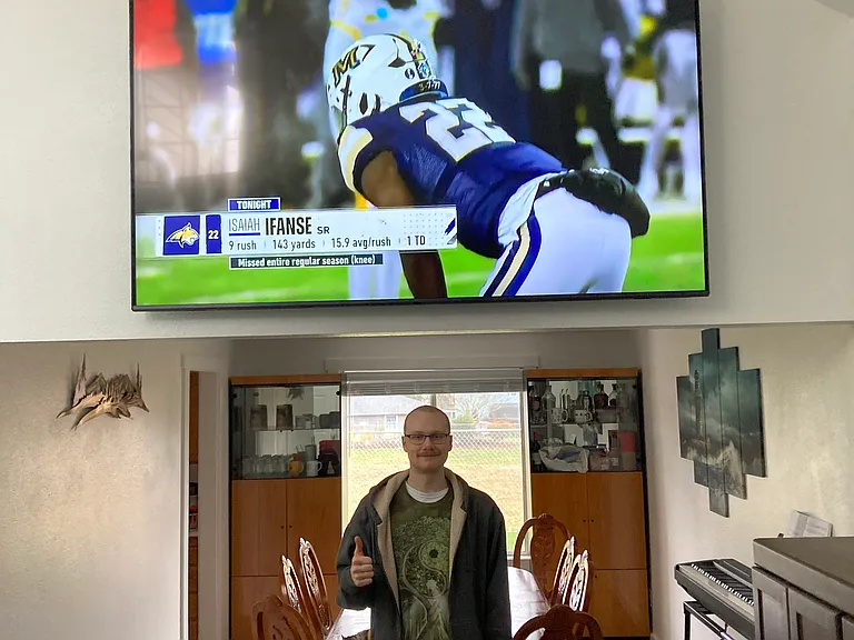 Living room TV (size comparison)